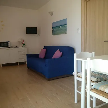 Wow Nuovissimi Ambra E A Pochi Passi Dalla Navetta Per L'aereoporto Gratuita * Marina di Mancaversa